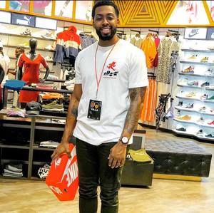 Meet your Posher, Ryan